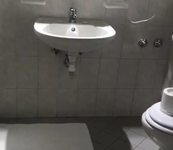 Il Vecchio Portico فندق مبيت وإفطار تشيزينا